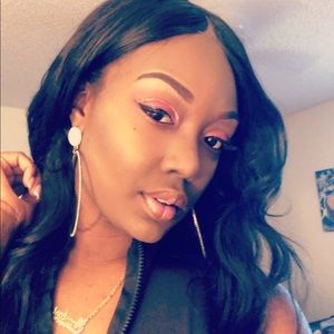 Meet your Posher, Anastasia